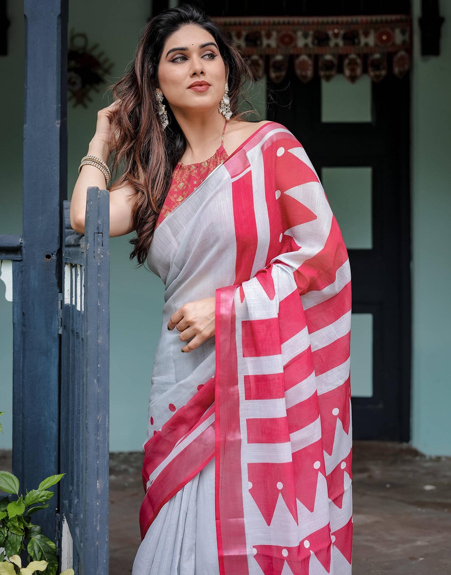 Grey Linen Printed Saree